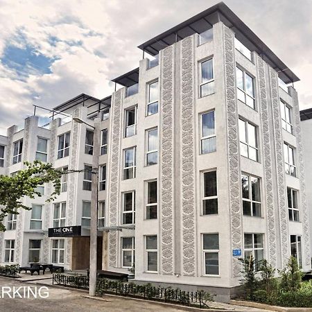 The One Boutique Hotel Tbilisi Exterior foto