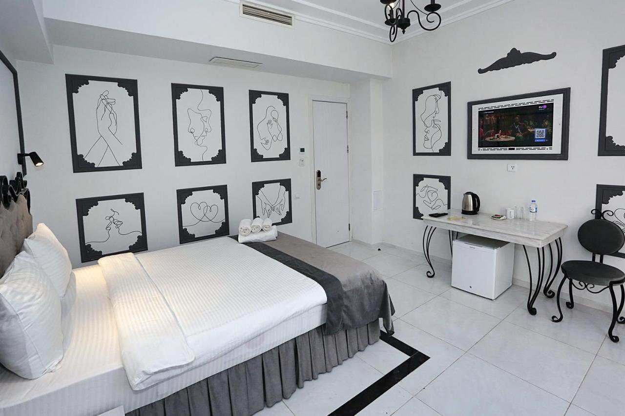 The One Boutique Hotel Tbilisi Exterior foto